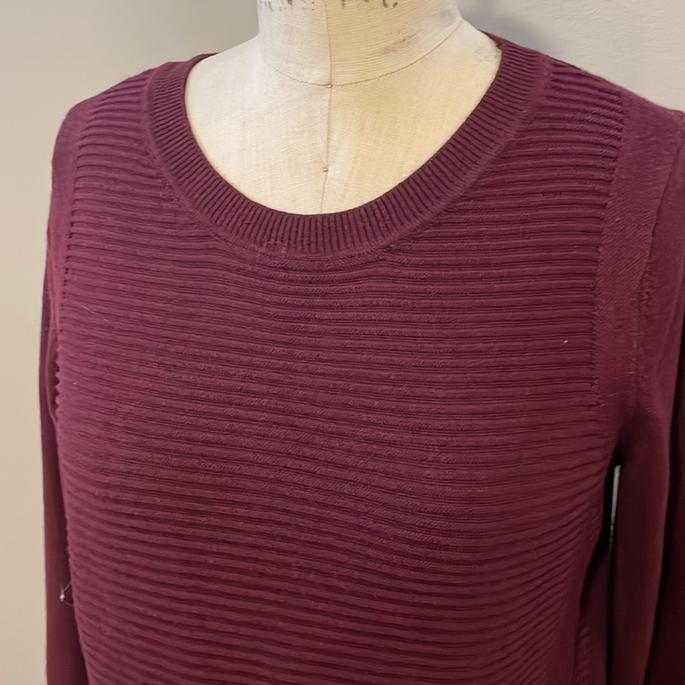 Hilary Radley lightweight ribbed maroon sweater - Picture 2 of 6
